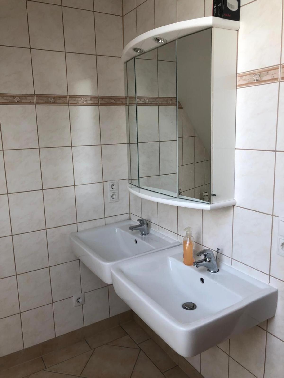 Neu Renovierte Wohnung In Alter Schule Hattgenstein エクステリア 写真