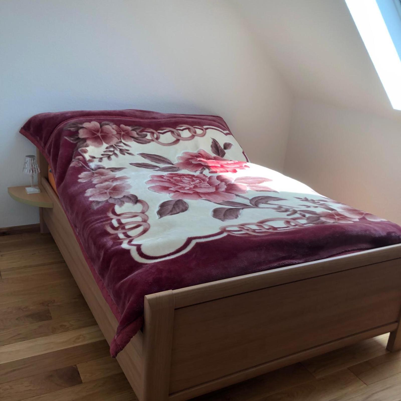 Neu Renovierte Wohnung In Alter Schule Hattgenstein エクステリア 写真